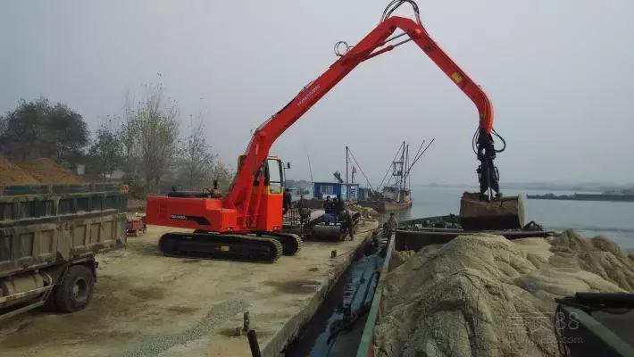 攻城兵機(jī)械指揮官:工程機(jī)械設(shè)備租賃中,挖機(jī)租賃的必要注意事項(xiàng)