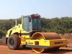 振海杰工程機械--一流的海口機械出租公司:海南壓路機出租公司圖片|振海杰工程機械--一流的?？跈C械出租公司:海南壓路機出租公司產品圖片由?？谡窈＝芄こ虣C械公司生產提供-